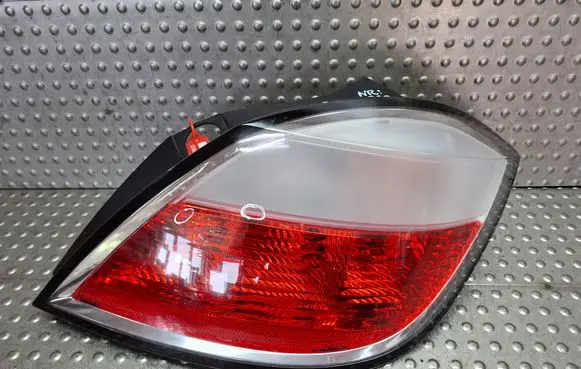 Opel Astra H Rear/tail lights S27639060 24451837