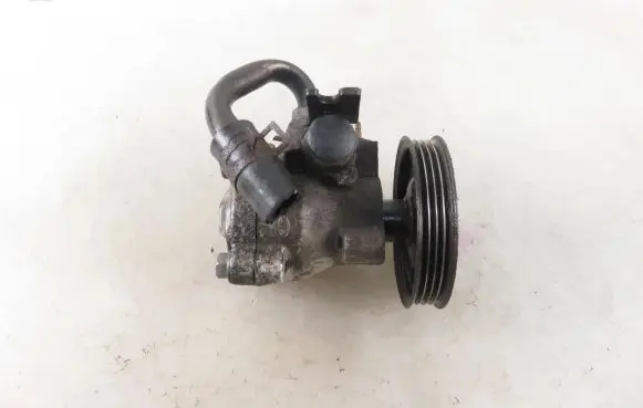 Hyundai Getz Power steering pump 571101C080