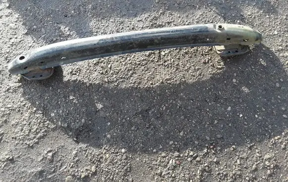 Citroen C4 I Rear bumper cross member 984947