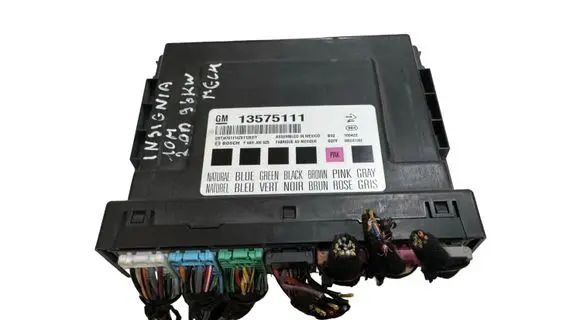 Opel Insignia A Comfort/convenience module 13575111 F00HJ00625 6002JC1392