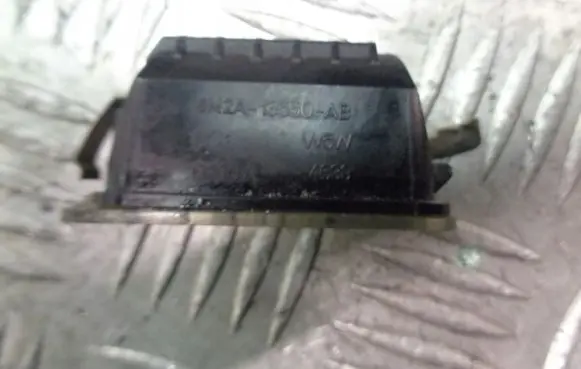 Ford Focus Number plate light