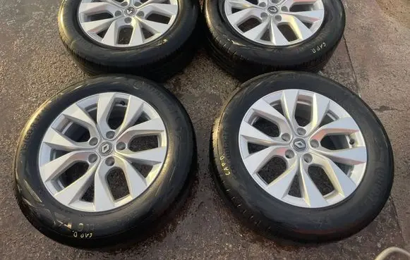 Renault Captur II R17 alloy rim 2111R9043R