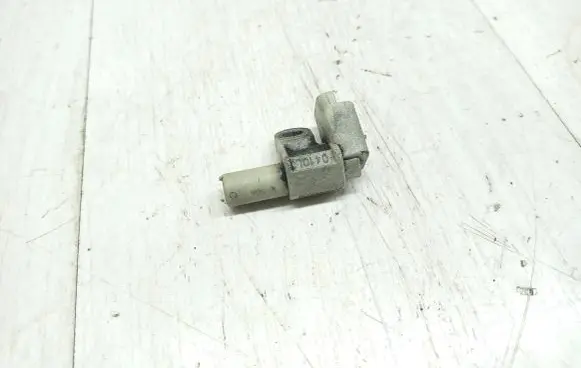 Peugeot 5008 Camshaft position sensor 9665443580