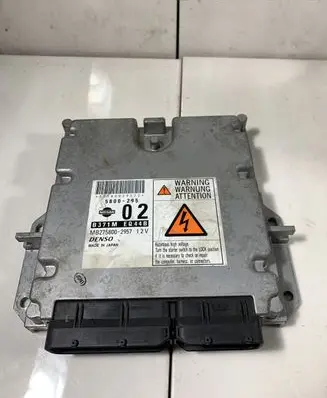 Nissan X-Trail T30 Engine control unit/module B371MEQ44B