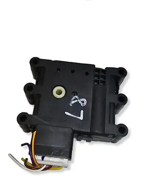 Mazda 6 Air flap motor/actuator 5705Y