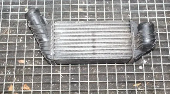 Peugeot RCZ Intercooler radiator 9674064080 X2091001