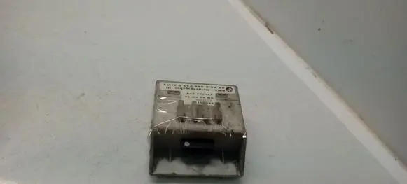 BMW 3 E46 Alarm control unit/module 657583869329 271489379 55892110
