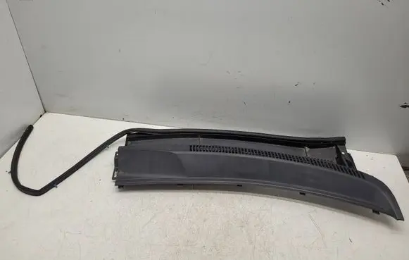 Toyota Prius (XW20) Wiper trim 5578147060