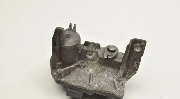 Renault Clio IV Electric throttle body valve 50885503