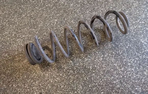 Skoda Octavia Mk1 (1U) Rear coil spring