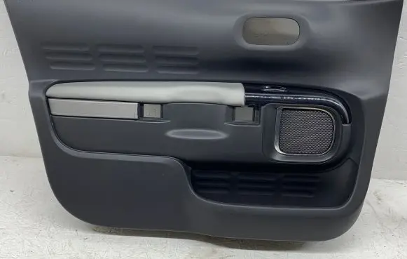 Citroen C4 Cactus Front door card panel trim 156070672
