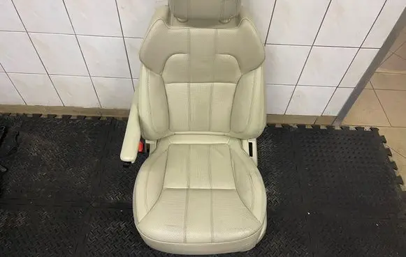 Land Rover Range Rover Sport L494 Seat trim 