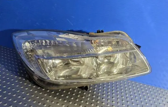 Opel Insignia A Headlight/headlamp 13226783