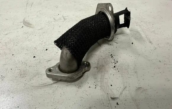 Ford Focus EGR valve line/pipe/hose 9687200880