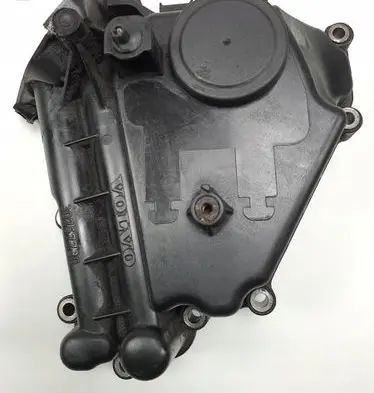 Volvo V60 Oil filter mounting bracket 30757730