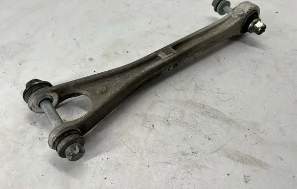 Maserati Ghibli Rear control arm 06700028080 067000280 69573