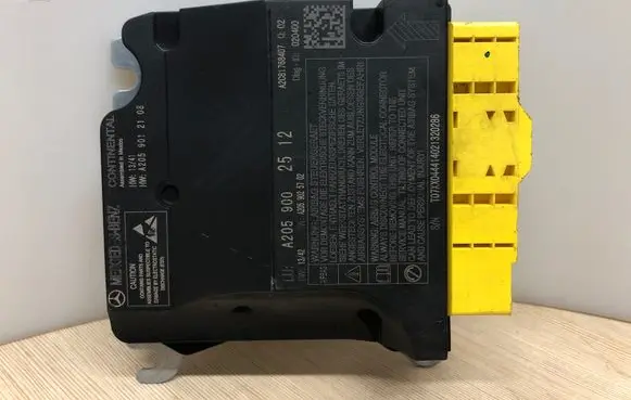 Mercedes-Benz C AMG W205 Airbag control unit/module A2059002512 A2059025702