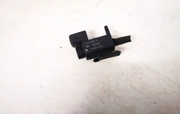 BMW 5 F10 F11 Turbo solenoid valve 7810831 70231800