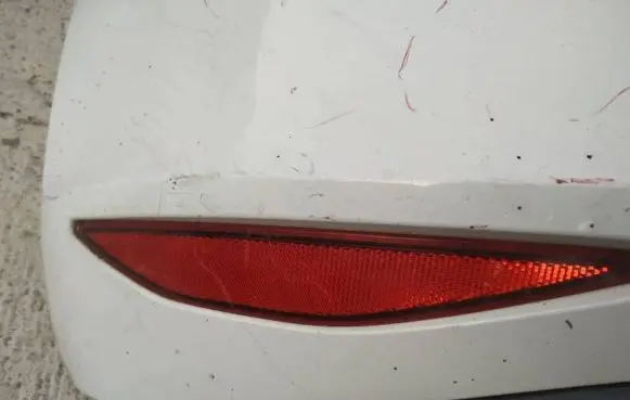 Rear tail light reflector