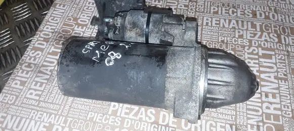 Mercedes-Benz Sprinter W906 Starter motor 1005831515