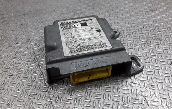 Renault Megane I Airbag control unit/module 7700436419A 550569000