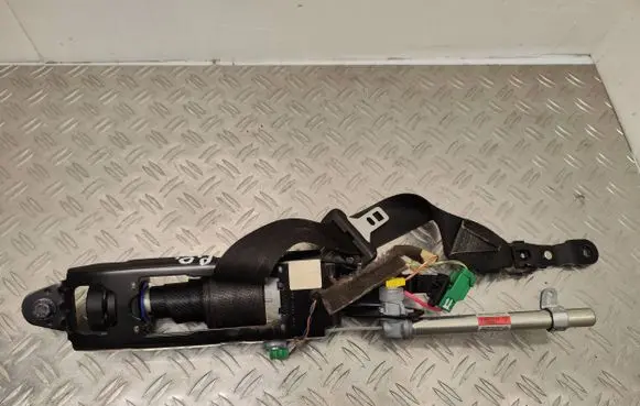 Volvo XC60 Front seatbelt