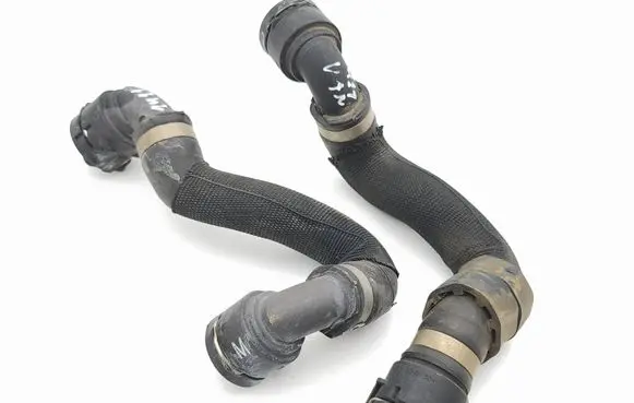 Mercedes-Benz E AMG W213 Engine coolant pipe/hose A2135018800 A2135005300