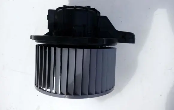 Hyundai Tucson TL Heater fan/blower D316NFFAA
