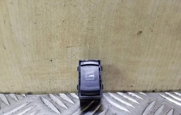 Volkswagen PASSAT B5.5 Electric window control switch 1J0959855