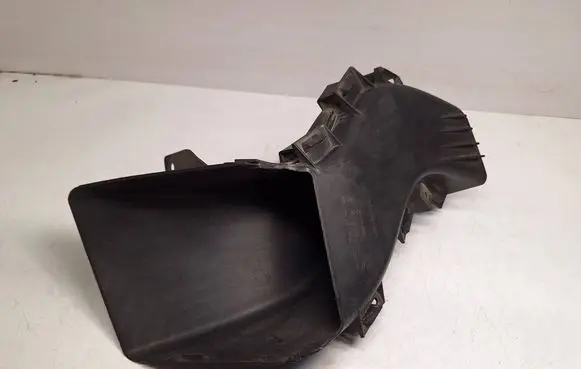 BMW 1 E82 E88 Brake cooling air channel/duct 51748046328