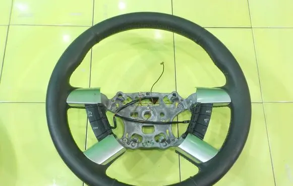 Ford Kuga I Steering wheel WP279