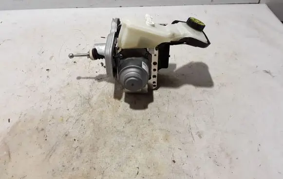 Volvo XC60 ABS Pump 32333637