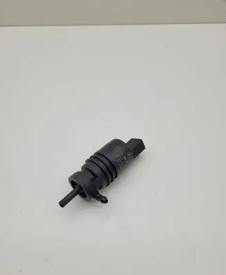 Mercedes-Benz CLS C218 X218 Windscreen/windshield washer pump 2218690121