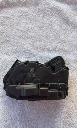 Skoda Fabia Mk3 (NJ) Rear door lock 5G4839015D