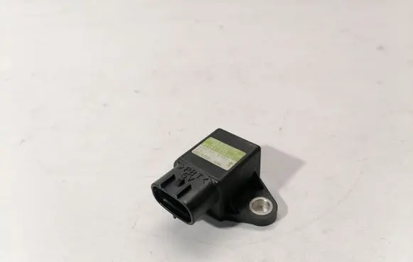 Lexus GS 250 350 300H 450H Acceleration sensor 8919122020