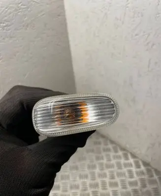 Saab 9-5 Front fender indicator light e46540