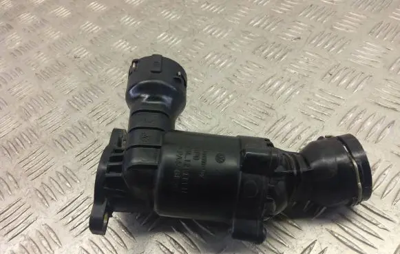 Thermostat/thermostat housing