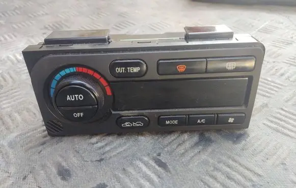 Subaru Legacy Climate control unit 72311AE161 3P26134700