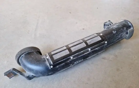 Isuzu D-Max Air intake duct part 898104472