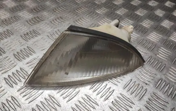 Front indicator light
