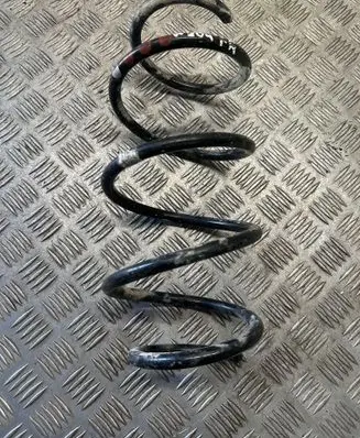 Mercedes-Benz C W204 Front coil spring