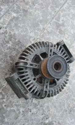 Mercedes-Benz E A207 Generator/alternator 04801250AC
