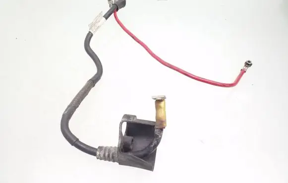 Volkswagen PASSAT B6 Positive cable (battery) 1K0971228M