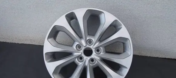 R18 alloy rim