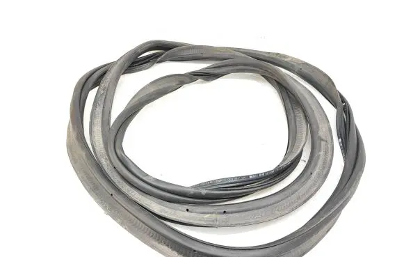 Volkswagen ID.4 Trunk rubber seal (body) 11A827705B