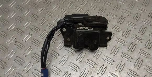 Toyota Prius (NHW20) Tailgate/trunk/boot lock/catch/latch