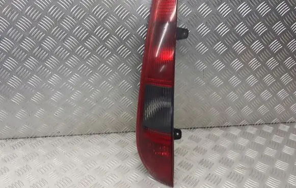 Ford Focus Rear/tail lights 4M51-13405-F