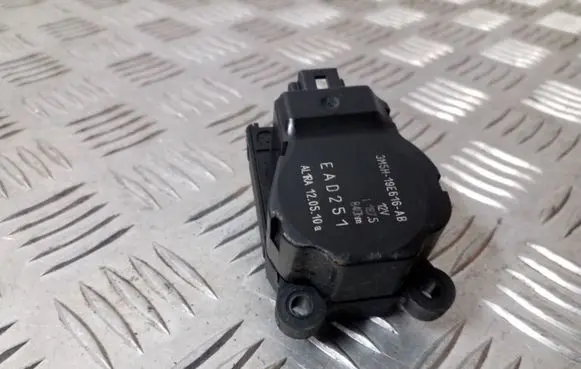 Ford C-MAX II Air flap motor/actuator 3M5H19E616AB