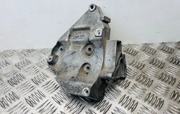 Audi A4 S4 B5 8D A/C compressor mount bracket 06B260885D