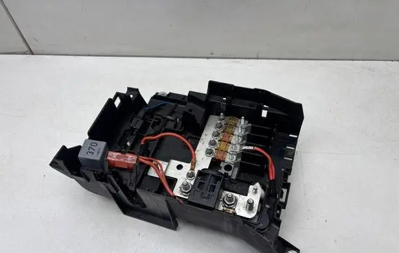 Audi Q7 4L Fuse box set 7L0937548C